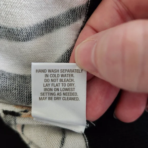 Roz & Ali Black, Cream and Orange Swirl Print Cardigan - Picture 6 of 6